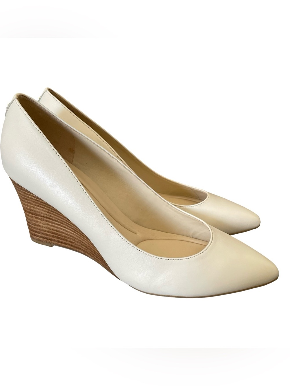 Nine West Cream Leather Pointed-Toe Wedge Pumps Size 10.5